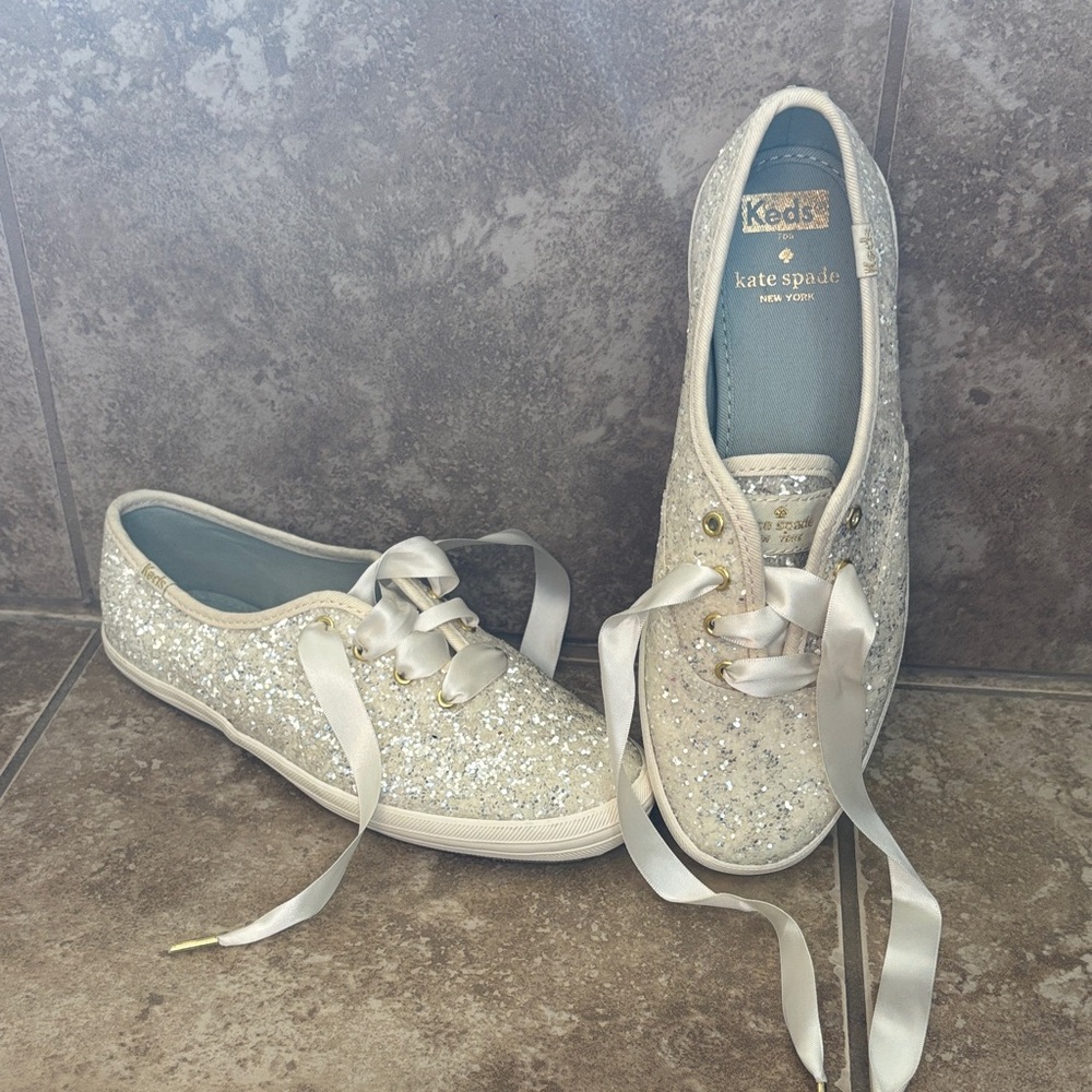 Kate Spade Keds Women's Glitter Sneakers - Cream and Silver